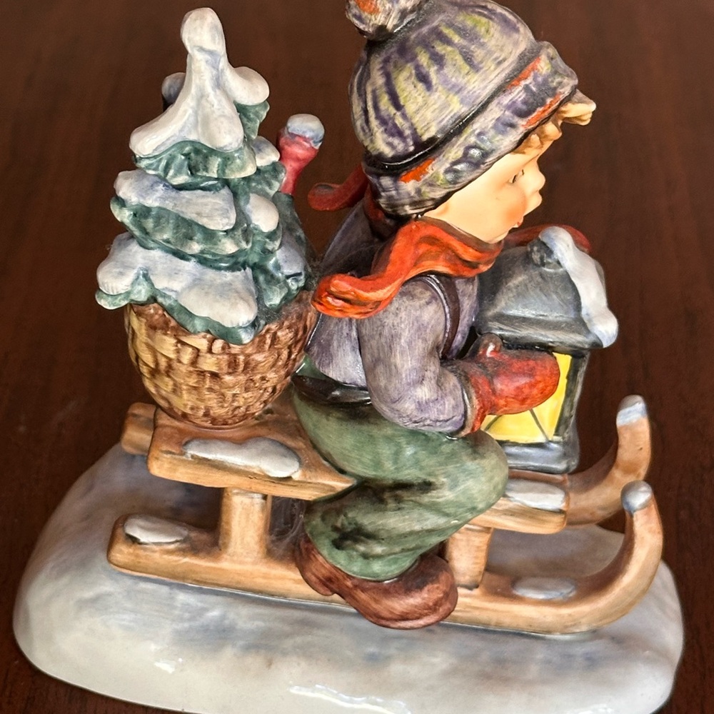 Hummel Ride to Christmas #396